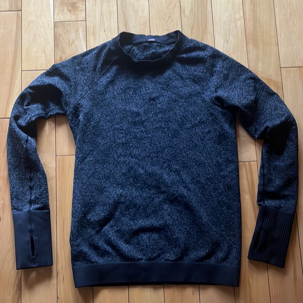 🎁2 items for 50$🎁 Lululemon restless pull